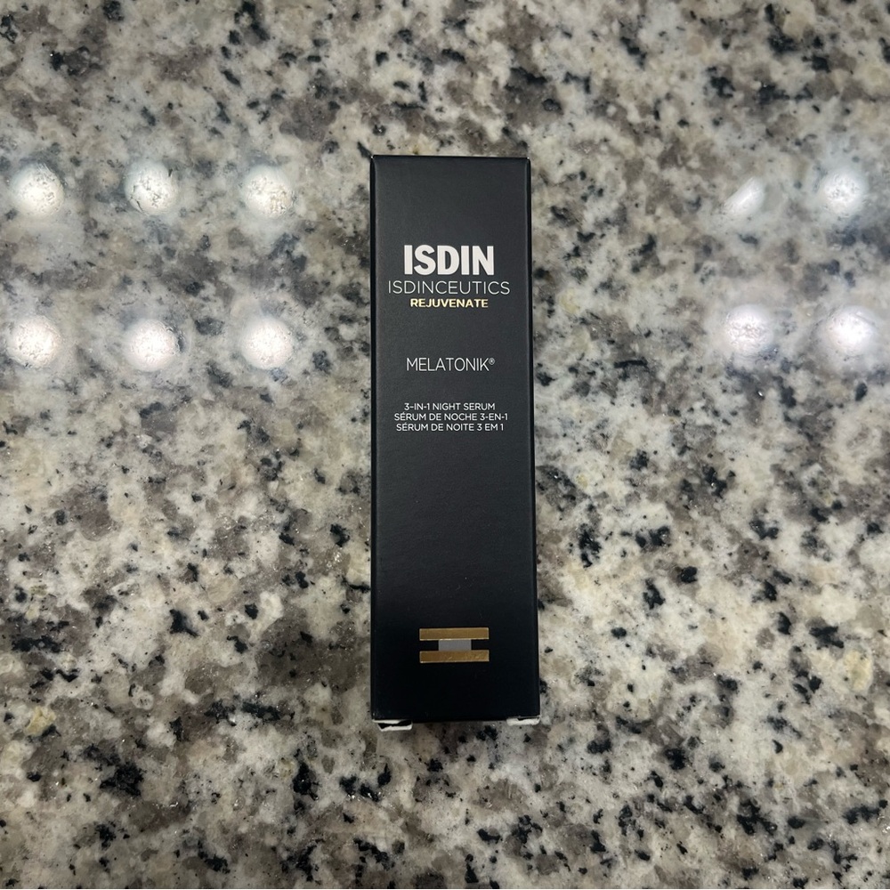 ISDIN Melatonik, Overnight Recovery Anti-Aging Benefits Night Serum